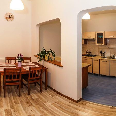 Apartament Jasminowy Lägenhet Kudowa-Zdrój Exteriör bild