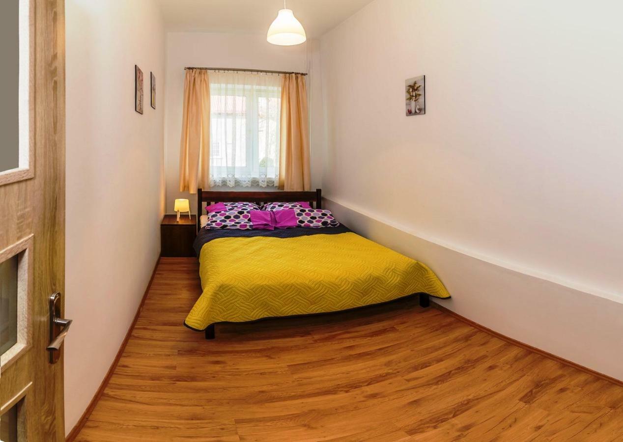 Apartament Jasminowy Lägenhet Kudowa-Zdrój Exteriör bild